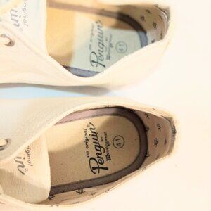 PENGUIN WHITE SNEAKERS WOMEN SIZE 10 / EUR 41